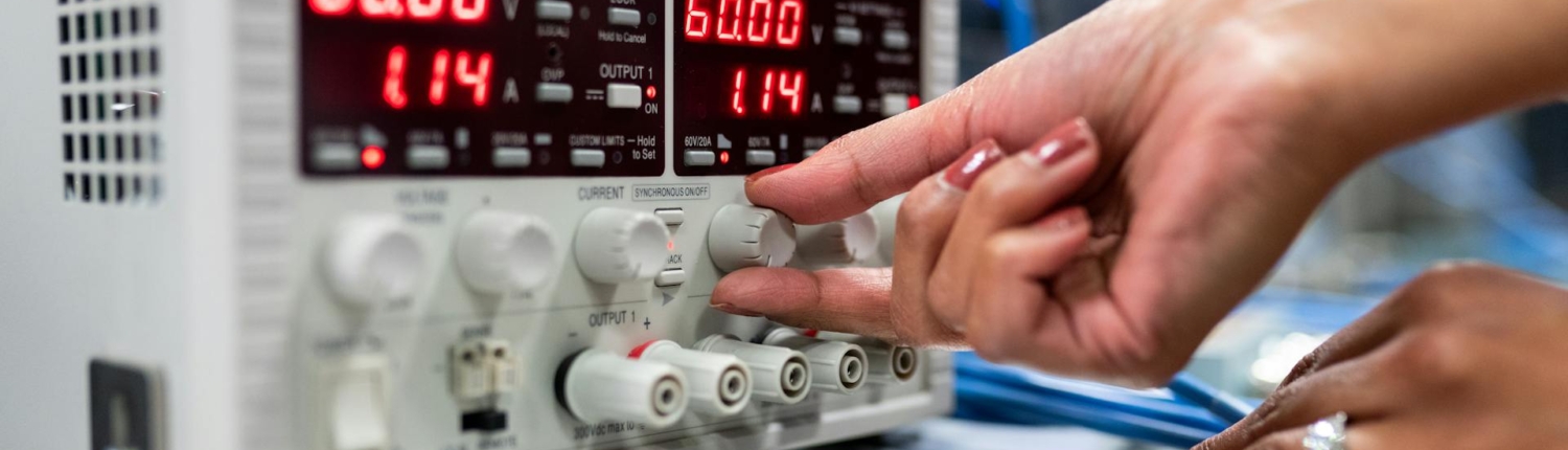 HPLC-UHPLC-Systems-9100971897-service-engineers-Supercritical-Fluid-Chromatography-LC-GC-Component-Accessories-Software-Columns-GCMS-Consumables-Supply